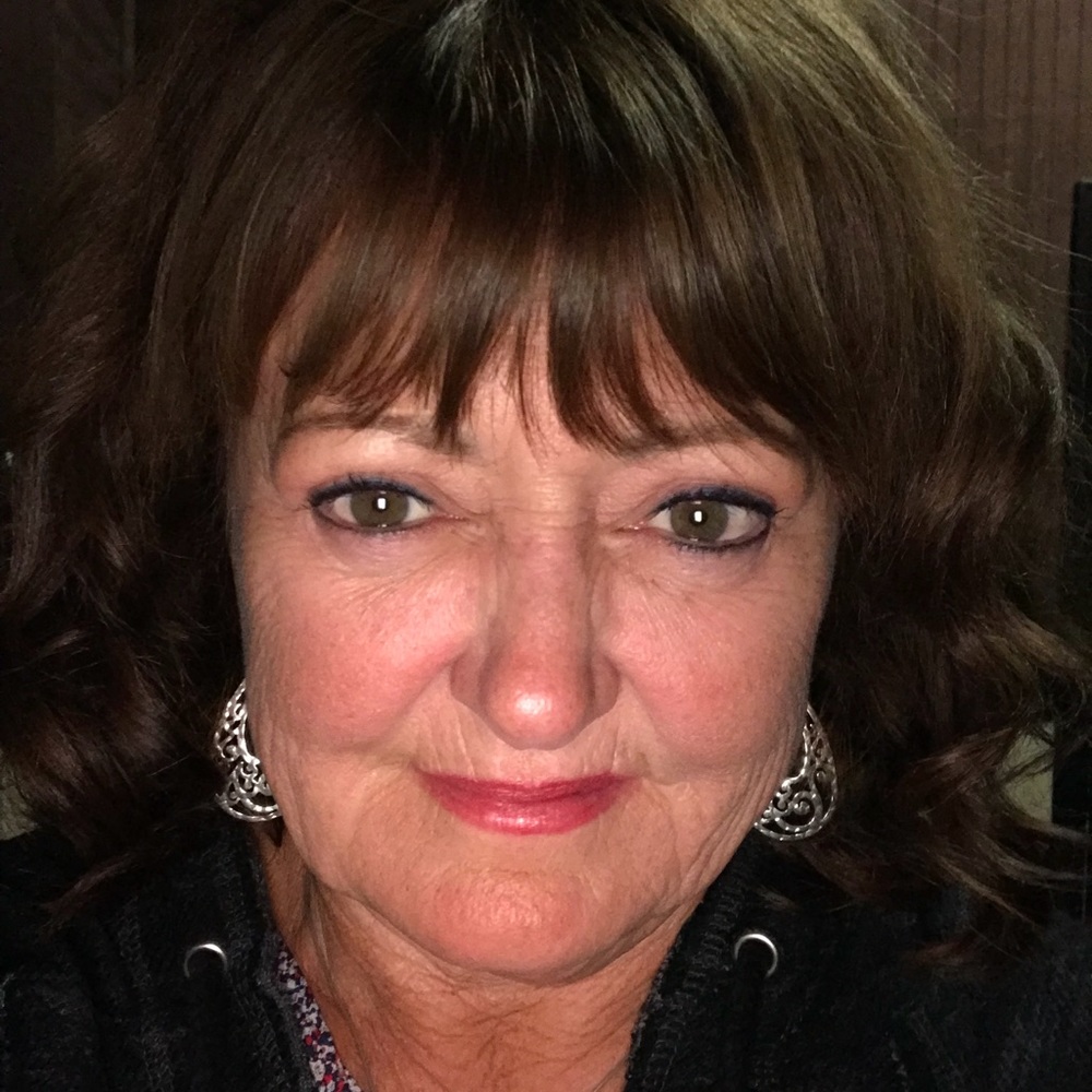 Meet your Posher, Connie